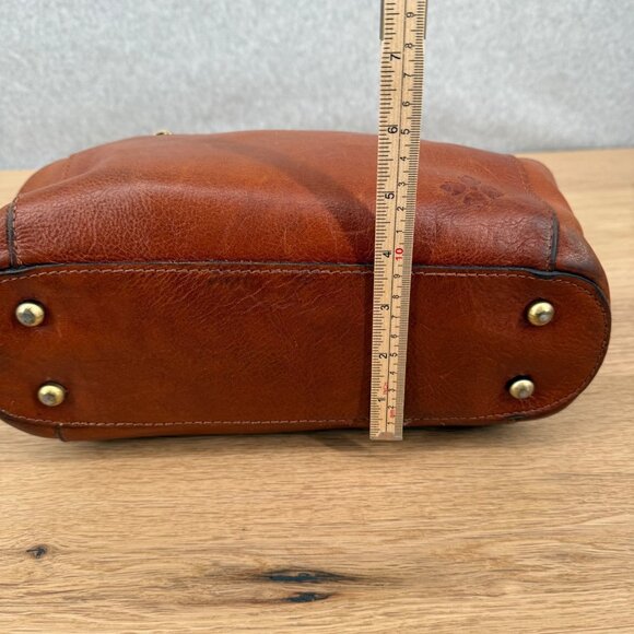 Patricia Nash Tooled Leather Shoulder Bag Brown Floral Brass Toggle Close - Picture 16 of 16